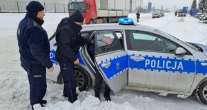 policjanci akt