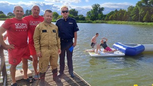 służby straż policja ratownicy WOPR