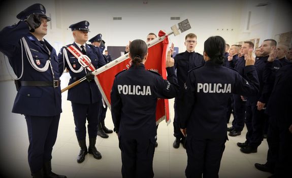 policjanci