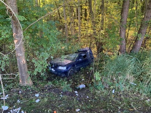 samochód volkswagen biorący udział w zdarzeniu drogowym