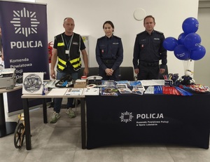 policjanci