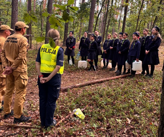 policjantka i osoby