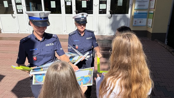 policjantki i dzieci