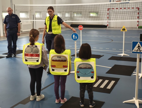 policjanci i dzieci