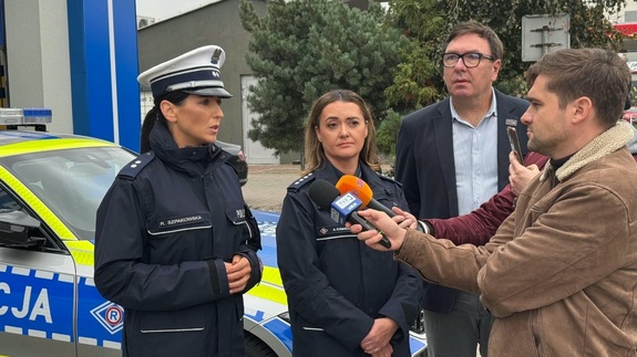 policjanci